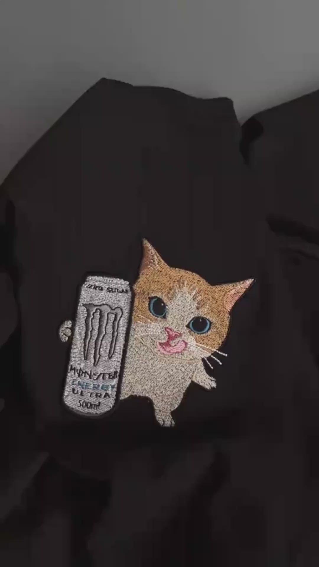 GYMCAT-MONSTER WHITE (BORDADA)